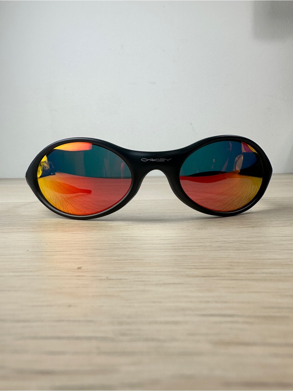 Oakley Eye Jacket Black/ Red Sunglasses - Picture 3 of 4